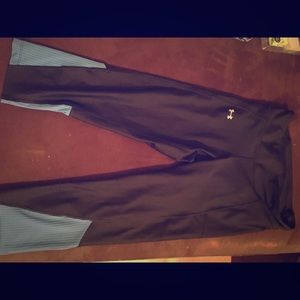 Under armour woman’s capris